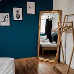 Rooftop Buddha Lounge - Ferienwohnung Im Dachgeschoss In Leipzig Mit Waschmaschine Und Netflix