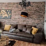 Rooftop Buddha Lounge - Ferienwohnung Im Dachgeschoss In Leipzig Mit Waschmaschine Und Netflix