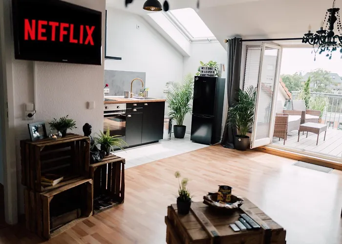 Rooftop Buddha Lounge - Ferienwohnung Im Dachgeschoss In Leipzig Mit Waschmaschine Und Netflix