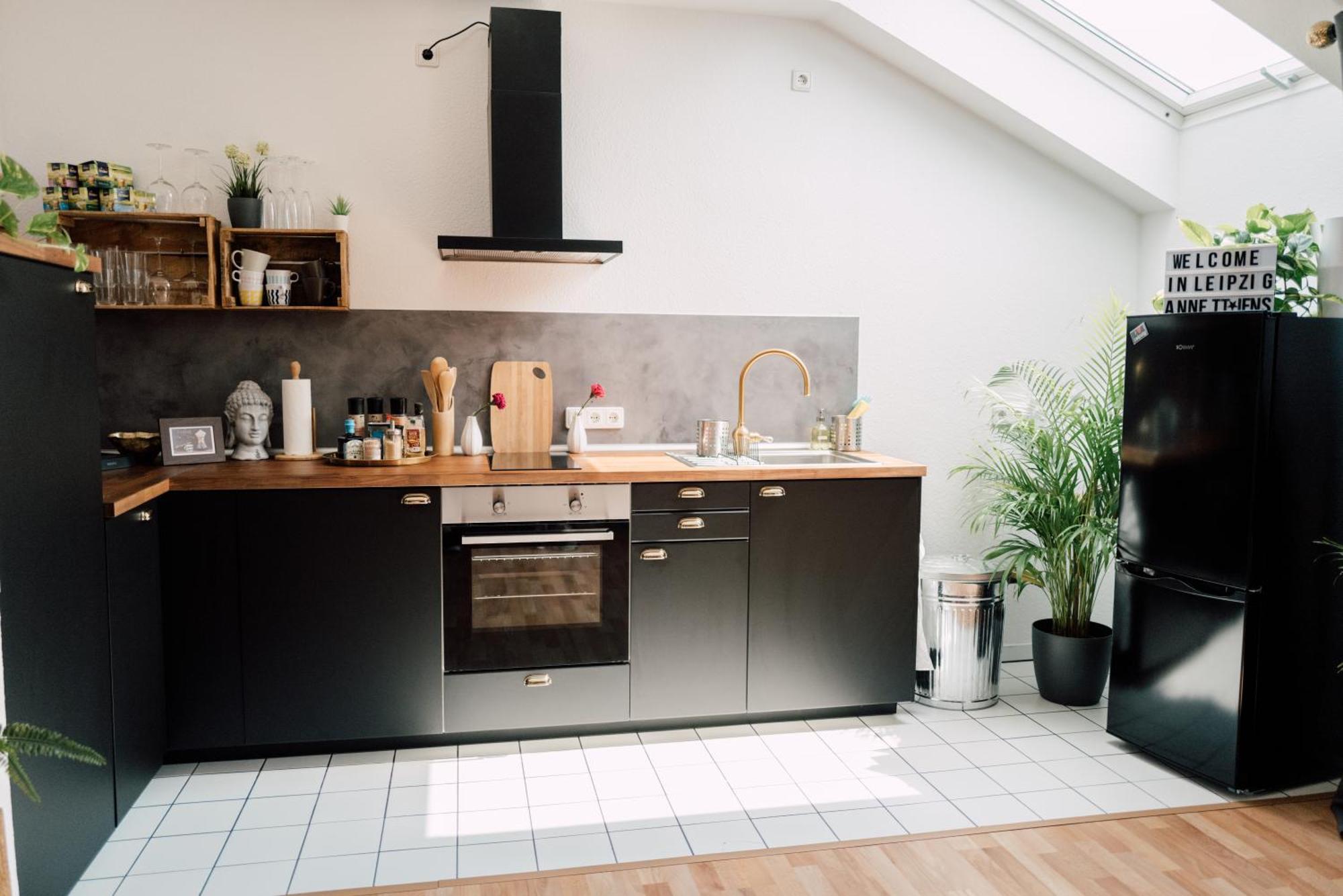 Apartment Rooftop Buddha Lounge - Im Dachgeschoss In Mit Waschmaschine Und Netflix Leipzig