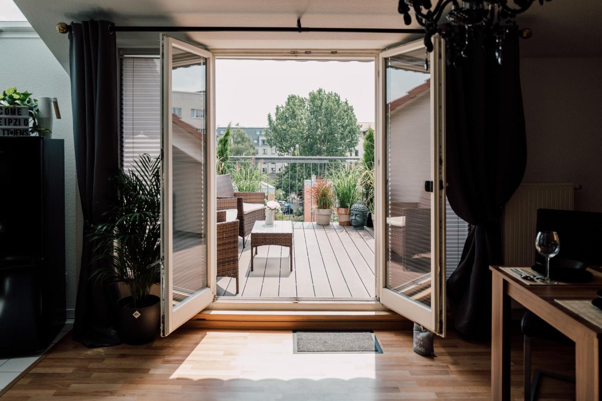 Rooftop Buddha Lounge - Im Dachgeschoss In Mit Waschmaschine Und Netflix Apartment Leipzig